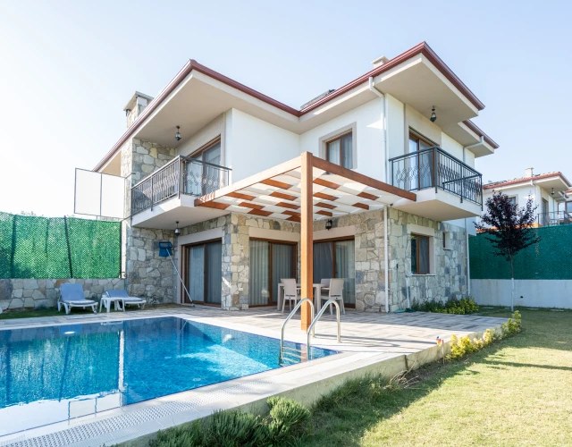 caferli-superior3+1-pool